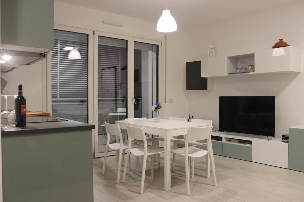 Luxury 3 Bedroom Apartment 100 Mq Next To Rho Fiera And San Siro มิลาน ภายนอก รูปภาพ